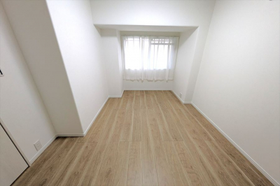 サーパス東古松403号室