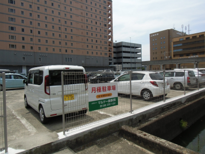 オカケン厚生町駐車場