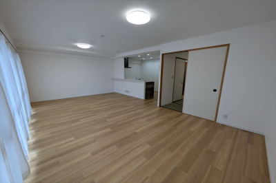 ビ・ウェル今203号室