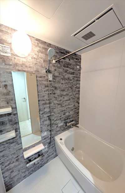 ローレルコートアネスト医大前　201号室