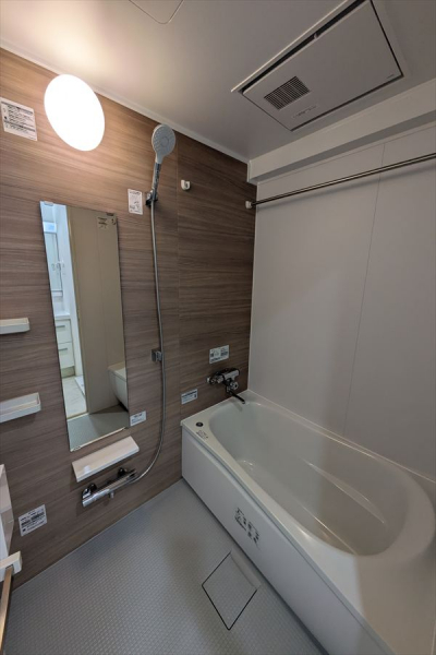 ビ・ウェル今203号室