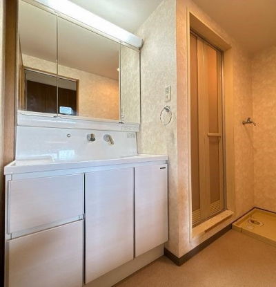 グラン・コートさいⅢ番館　303号室